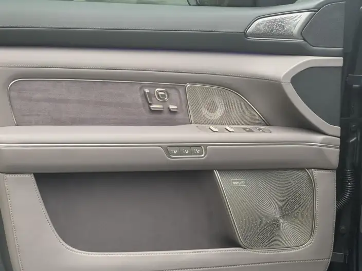 NIO ES8 2026 Model VI seat Executive Signature Edition – фото 8