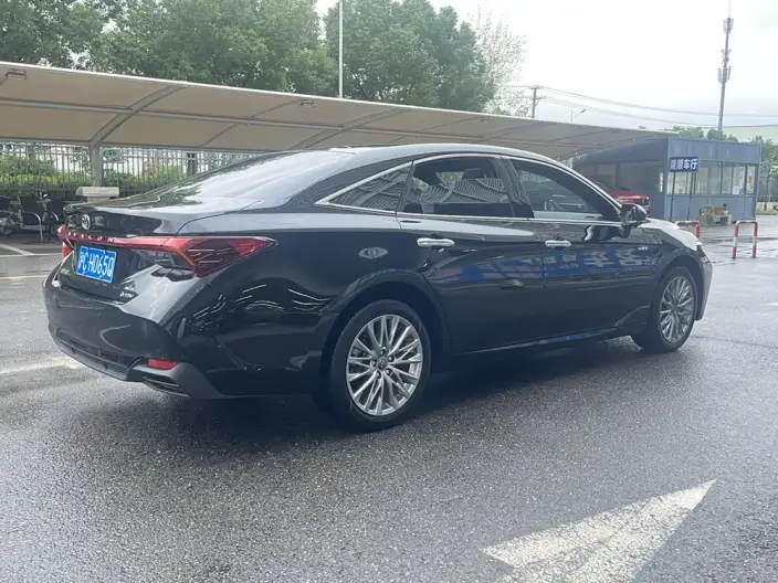 Toyota Avalon 2024 Model Intelligent Hybrid 2.0L E-CVT Premium Edition – фото 5