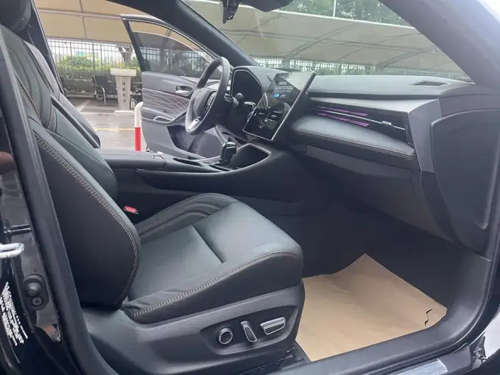 Toyota Avalon 2024 Model Intelligent Hybrid 2.0L E-CVT Premium Edition – фото 6