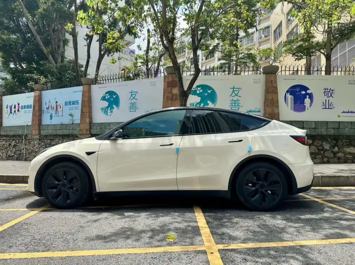 Model Y 2023 Model Rear-wheel drive version – фото 3