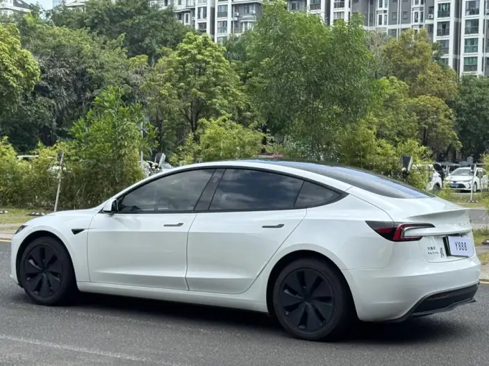 Model 3 2025 Model Facelift Rear-wheel drive version