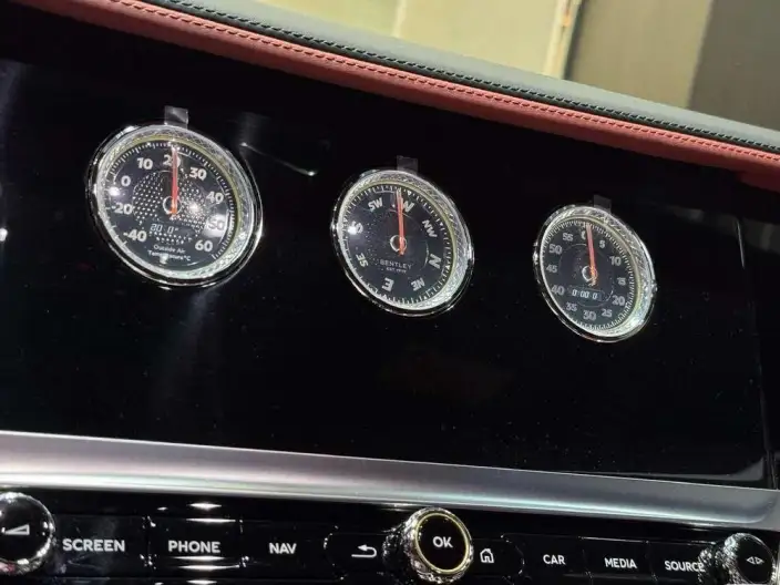 Continental 2022 Model 4.0T GT V8 – фото 7