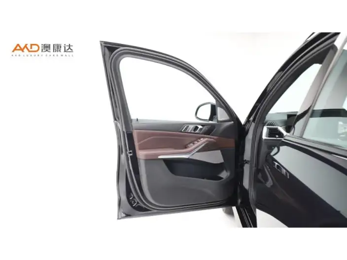 BMW X5 2023 Model xDrive40Li M Sports Night Set – фото 9