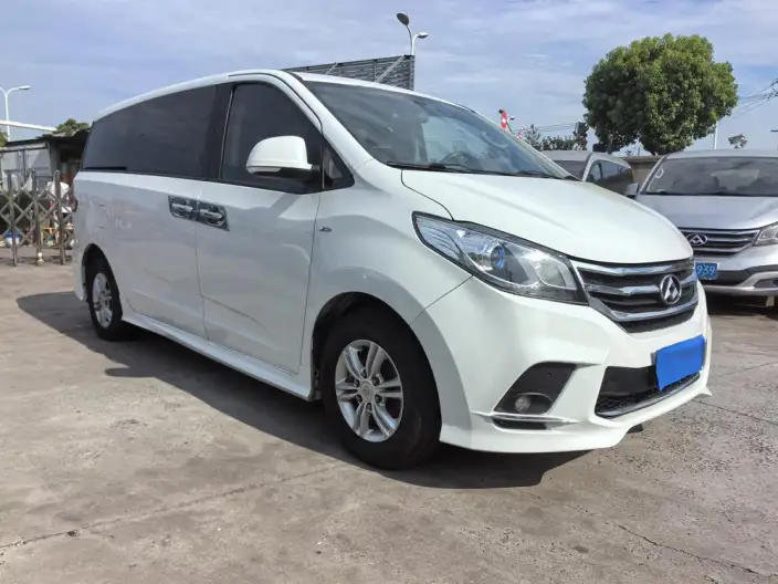 Maxus G10 2021 Model 2.0T Petrol Manual Elite Edition 7 seat