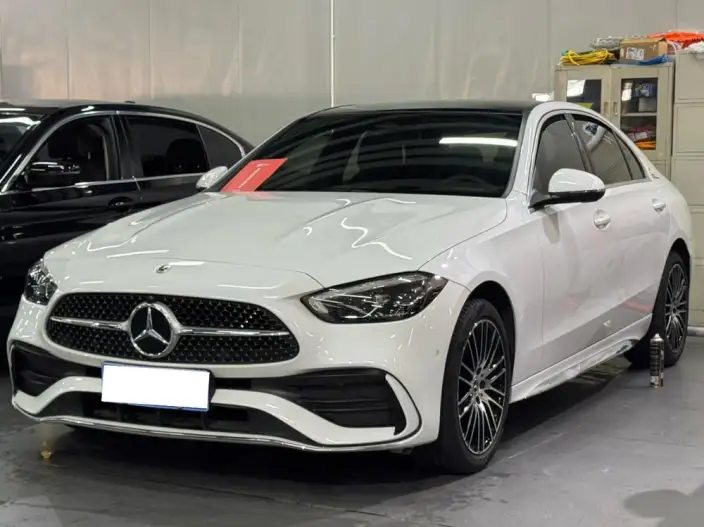 Mercedes-Benz C-Class 2024 Model C 260 L Sports Edition – фото 1