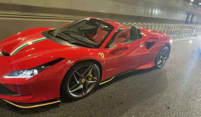 Ferrari F8 2020 Model Spider 3.9T V8 – фото 7