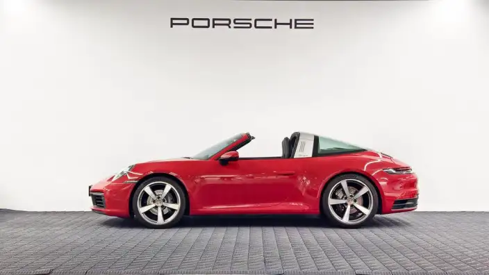 PORSCHE 911 2022 Model Targa 4 3.0T – фото 4