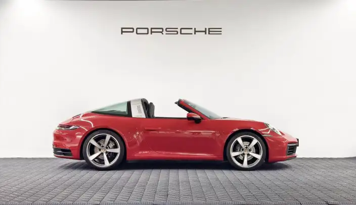 PORSCHE 911 2022 Model Targa 4 3.0T – фото 8