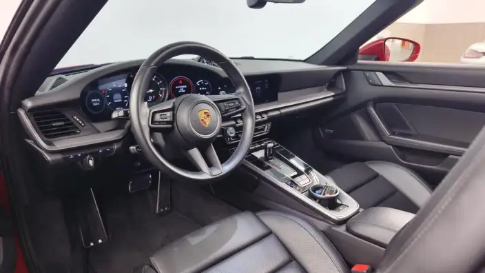 PORSCHE 911 2022 Model Targa 4 3.0T – фото 9