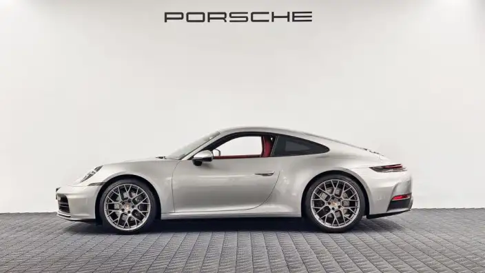 PORSCHE 911 2025 Model Carrera 3.0T – фото 4