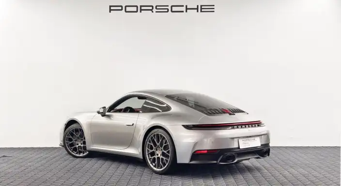 PORSCHE 911 2025 Model Carrera 3.0T – фото 5