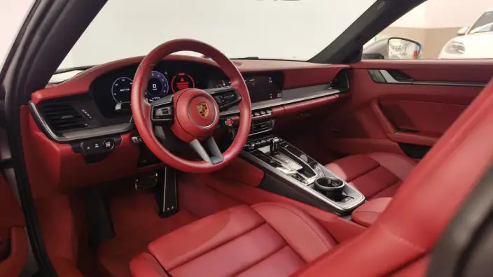 PORSCHE 911 2025 Model Carrera 3.0T – фото 7