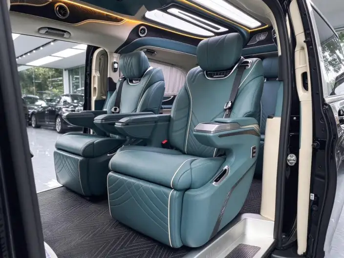 Mercedes-Benz V-Class 2022 Model V 260 L Long wheelbase Premium Edition – фото 10