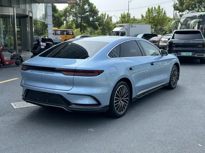 BYD Han EV 2023 Model Champion Edition 506KM Noble Model – фото 6