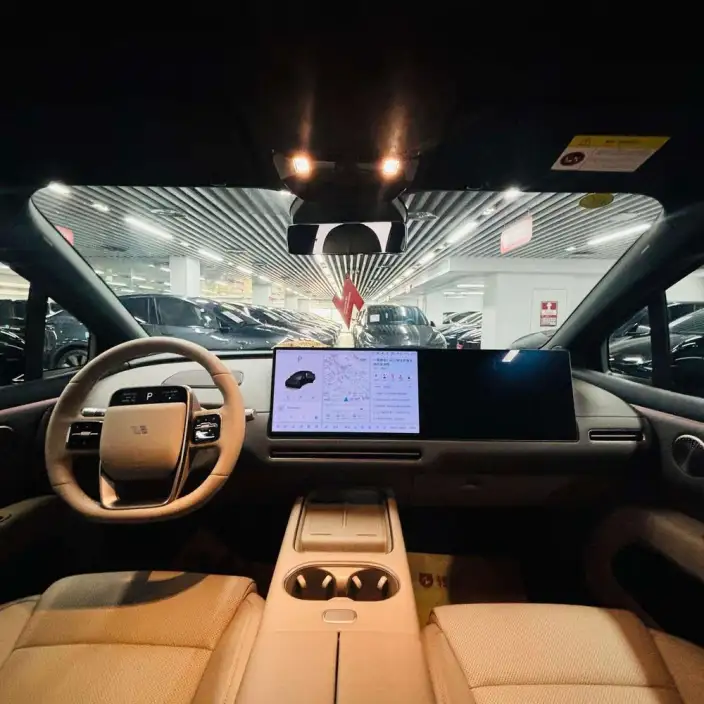 Li Auto i6 2025 Model 2WD Standard Edition – фото 8