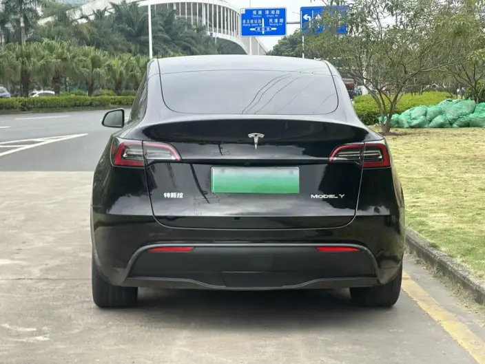 Model Y 2024 Model Rear-wheel drive version – фото 5