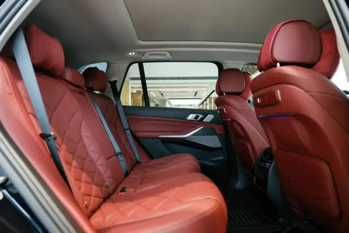 BMW X5 2023 Model xDrive30Li Exclusive Model M Sports Night Set – фото 9