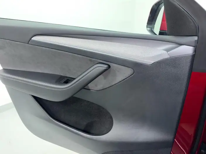 Model Y 2024 Model Rear-wheel drive version – фото 8