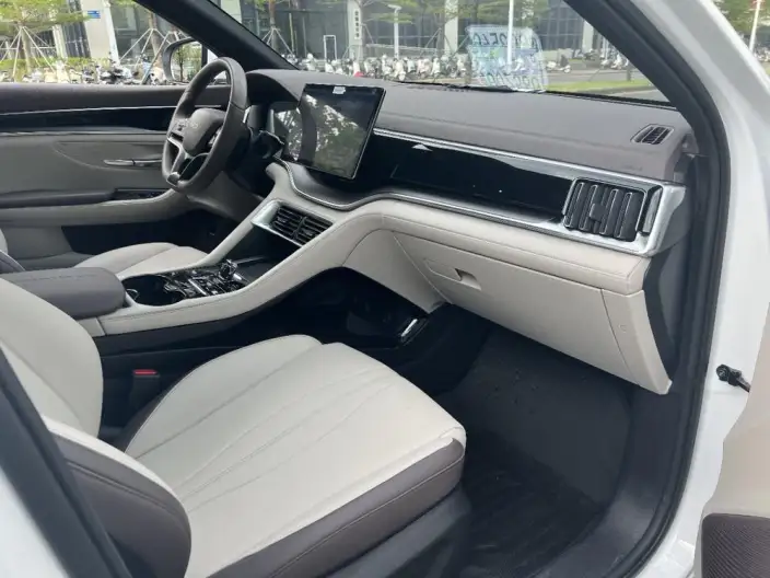 BYD Song PLUS EV 2025 Model 520KM Luxury Model – фото 10