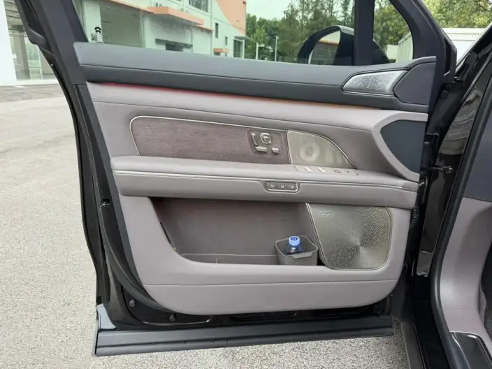 NIO ES8 2026 Model VI seat Executive Signature Edition – фото 9