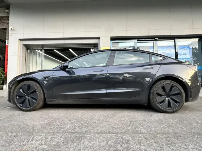Model 3 2023 Model Rear-wheel drive version – фото 3