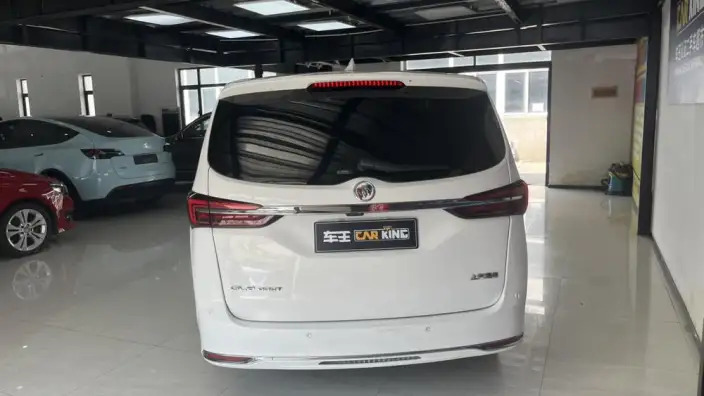 Buick GL8 2022 Model Facelift Business class 2.0T Smart Noble Model – фото 4