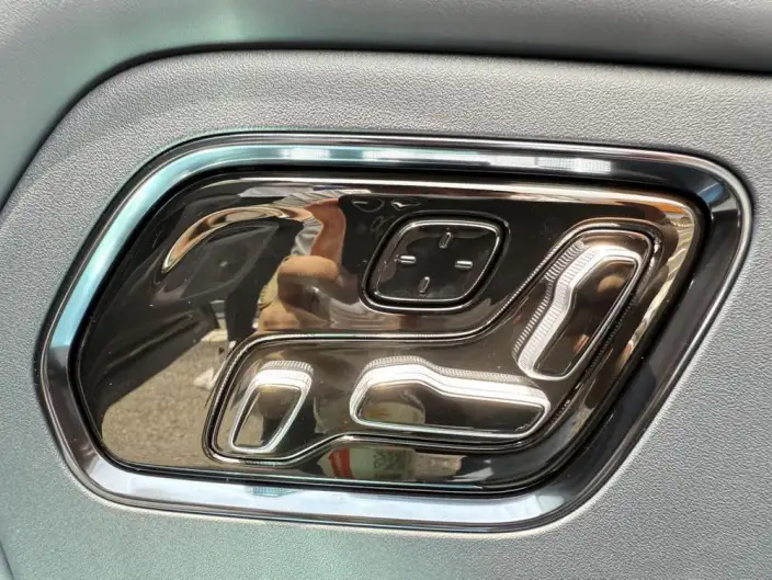 ZEEKR 9X 2025 Model Ultra Edition 70kWh VI seat – фото 8