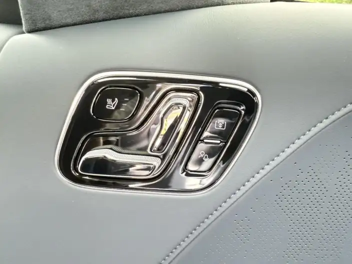 ZEEKR 9X 2025 Model Ultra Edition 70kWh VI seat – фото 10