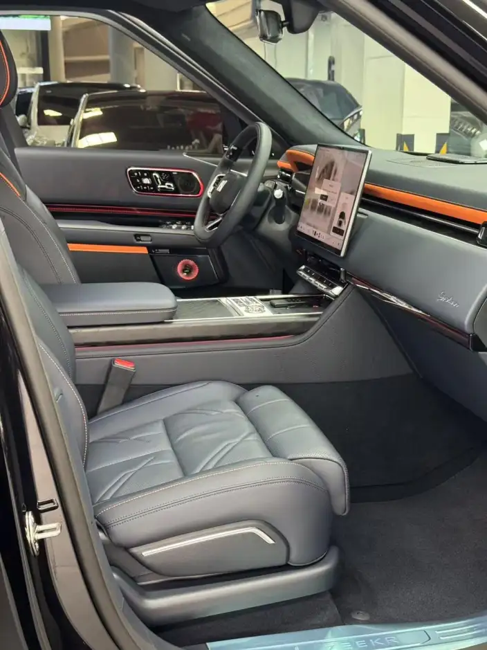 ZEEKR 9X 2025 Model Obsidian Black Edition 70kWh VI seat – фото 8