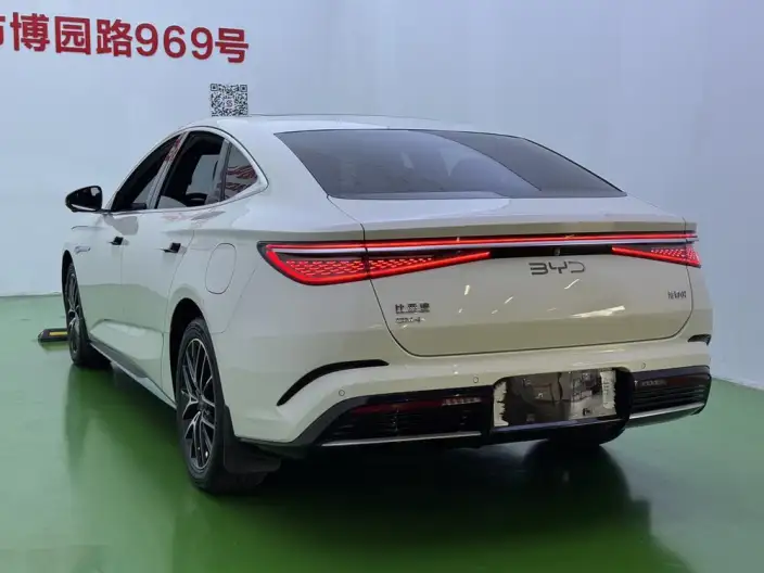 BYD Seal 07DM 2025 Model Smart Driving Edition DM-i 125KM Luxury Model – фото 4