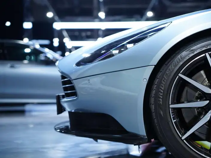 Aston Martin DB11 2020 Model 4.0T V8 Volante – фото 8