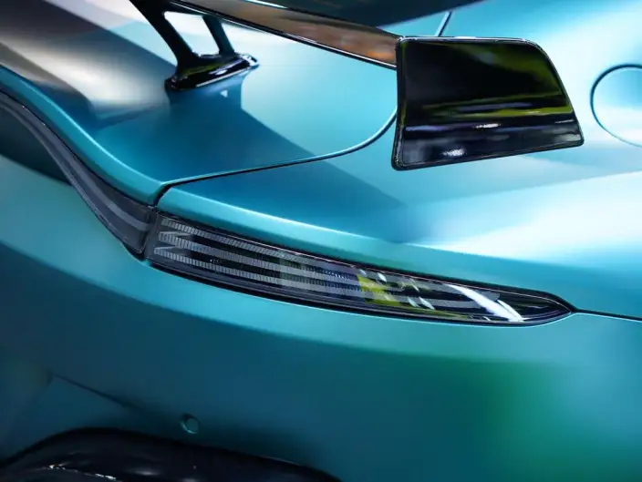 Vantage 2022 Model 4.0T V8 Coupe – фото 8