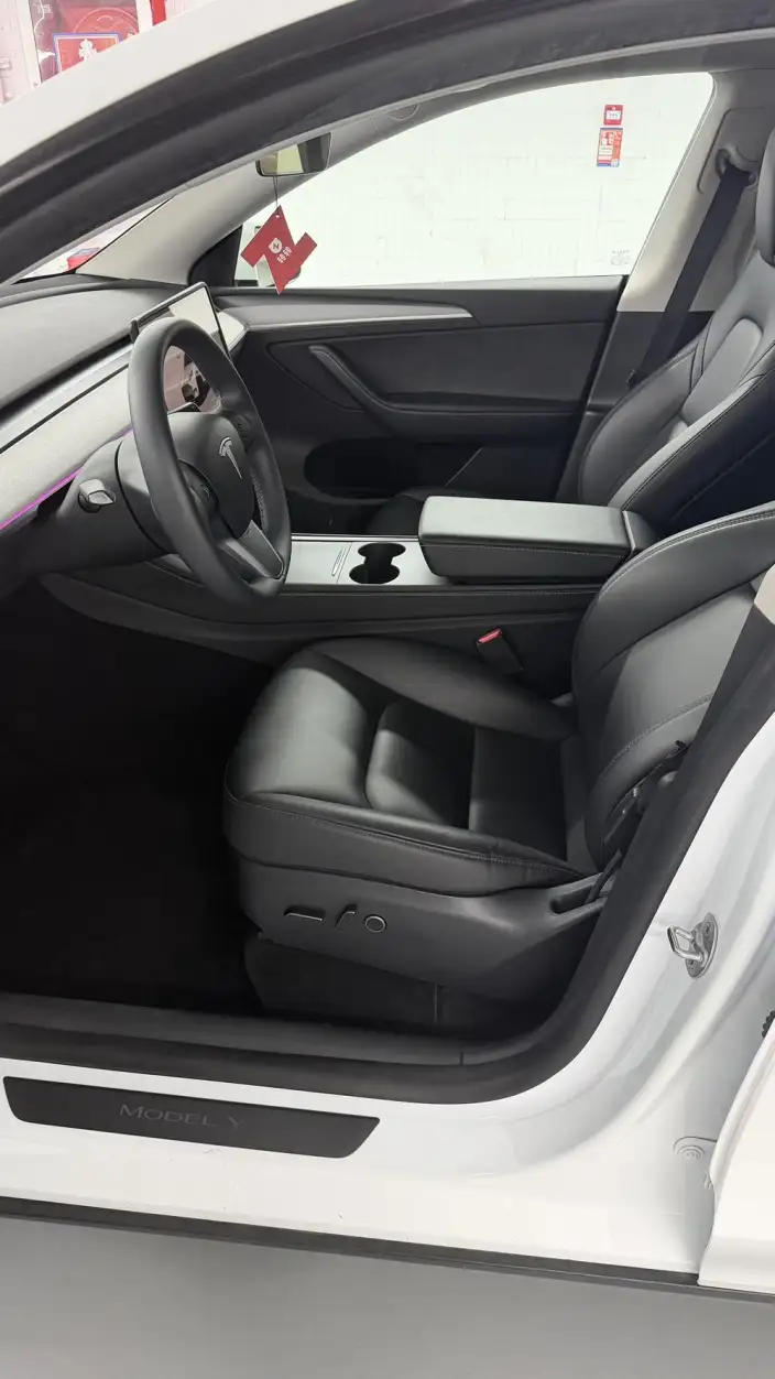 Model Y 2024 Model Rear-wheel drive version – фото 10