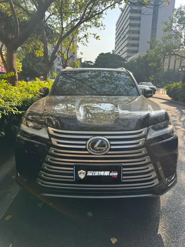Lexus LX 2025 Model 700h Territory Edition – фото 2