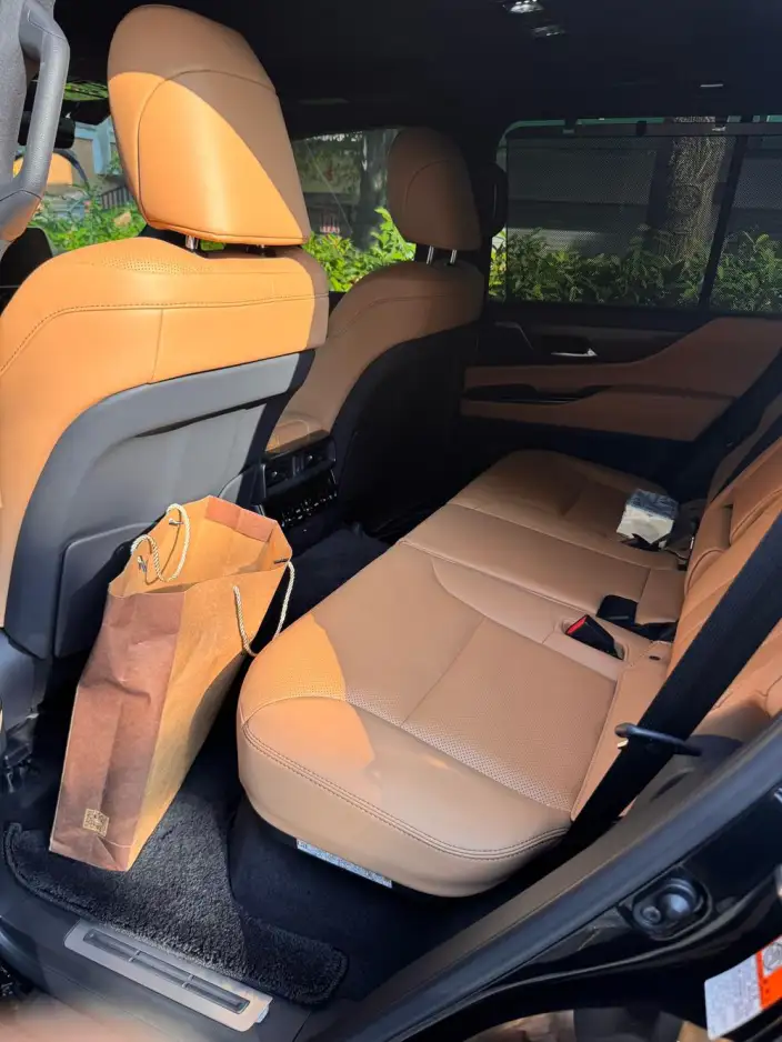 Lexus LX 2025 Model 700h Territory Edition – фото 6