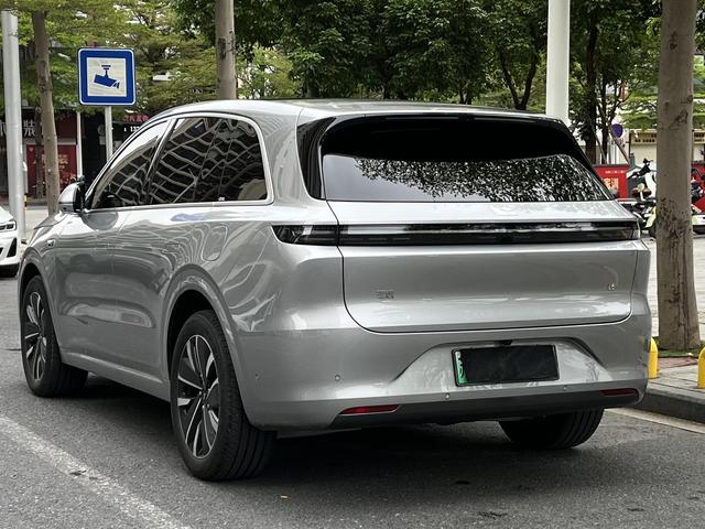 Li Auto L6 2025 Max Smart Re f resh – фото 9