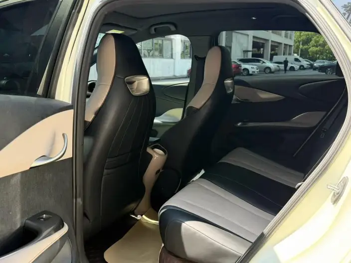 BYD Dolphin 2024 Model Honor Edition 420km Fashion Edition – фото 8
