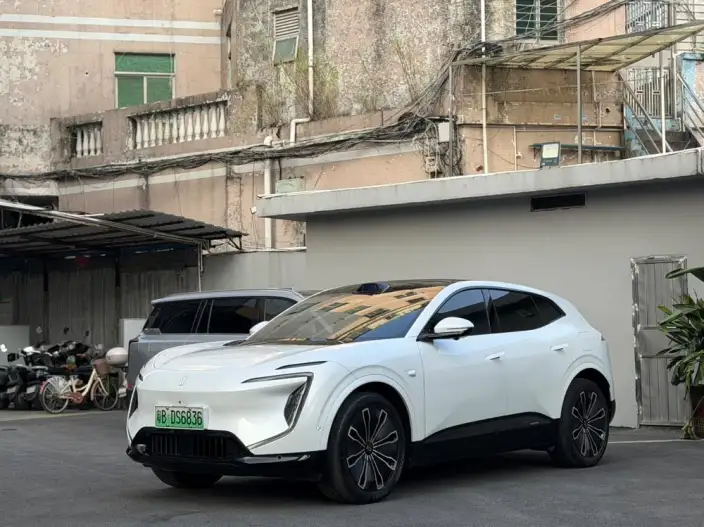 Avatr 07 2024 Model Max Rear Drive EV Edition – фото 1