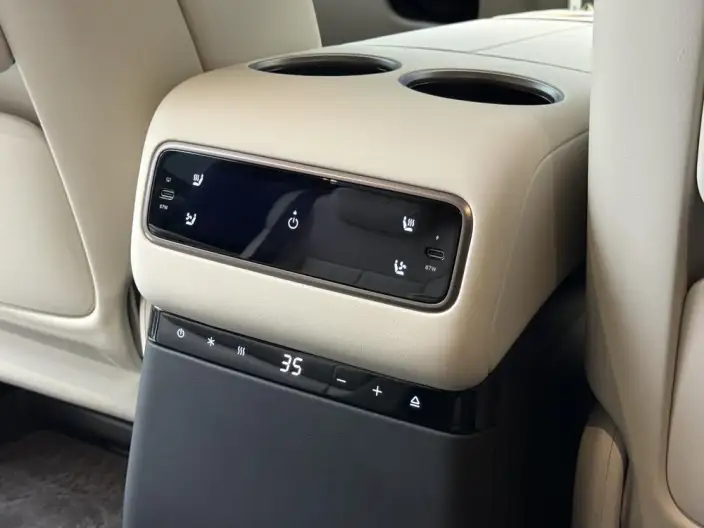 Li Auto MEGA 2025 Model Home Family Special Edition – фото 8