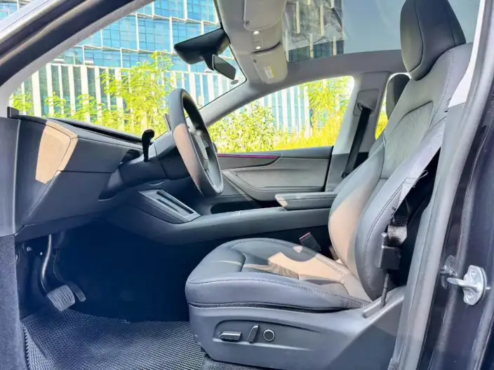 Model Y 2025 Model Rear-wheel drive version – фото 9
