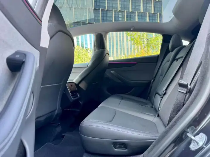 Model Y 2025 Model Rear-wheel drive version – фото 10