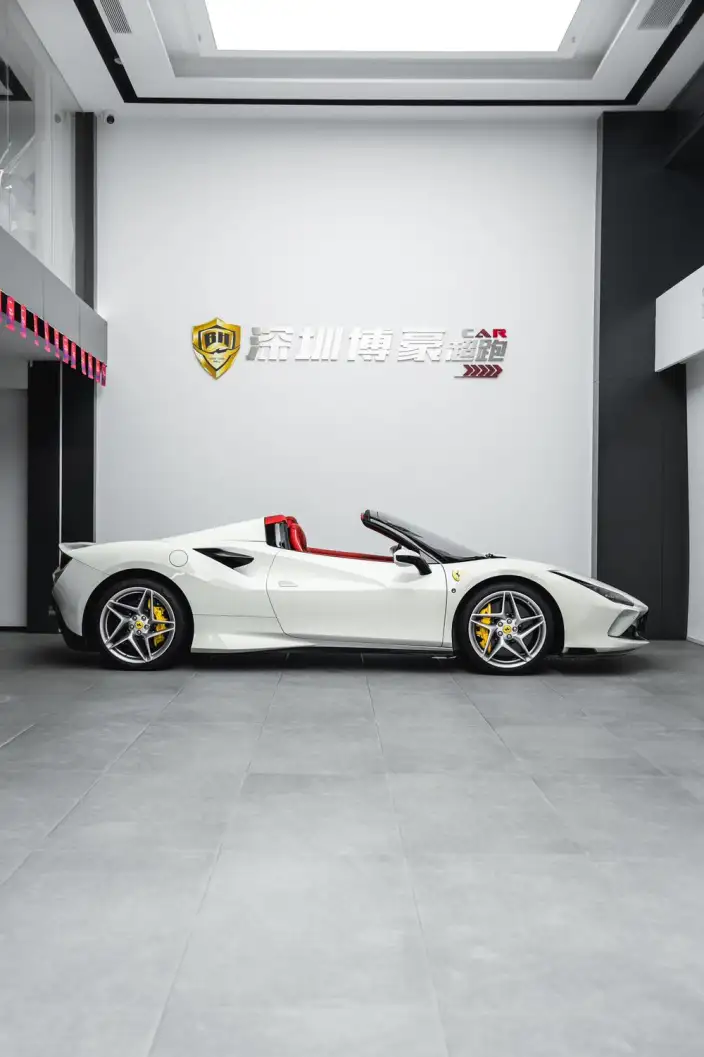 Ferrari F8 2020 Model Spider 3.9T V8 – фото 4