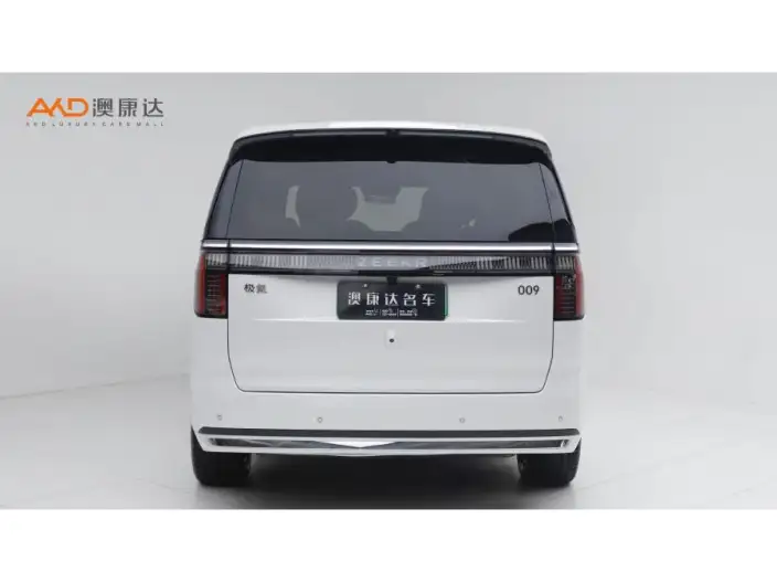 ZEEKR 009 2025 Model VI seat Executive Edition 4WD 108kWh – фото 3