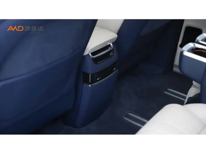 ZEEKR 009 2025 Model VI seat Executive Edition 4WD 108kWh – фото 5