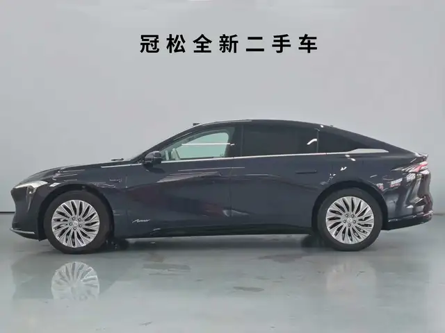 Buick Zhijing Electra L7 2025 Model Extended Range Luxury Xyao Zhixing Edition – фото 3