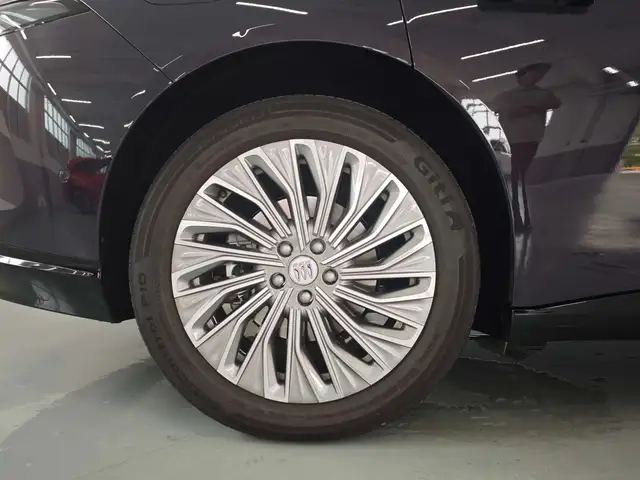 Buick Zhijing Electra L7 2025 Model Extended Range Luxury Xyao Zhixing Edition – фото 6