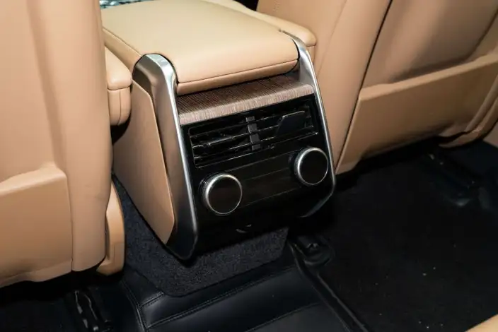 Range Rover 2023 Model 3.0 L6 400PS Shengshi VII seat Extended Edition – фото 9