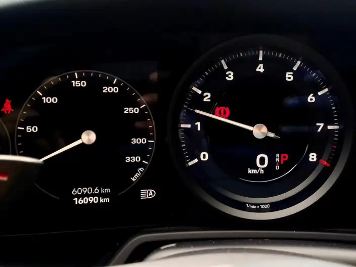 PORSCHE 911 2023 Model Carrera 3.0T – фото 10