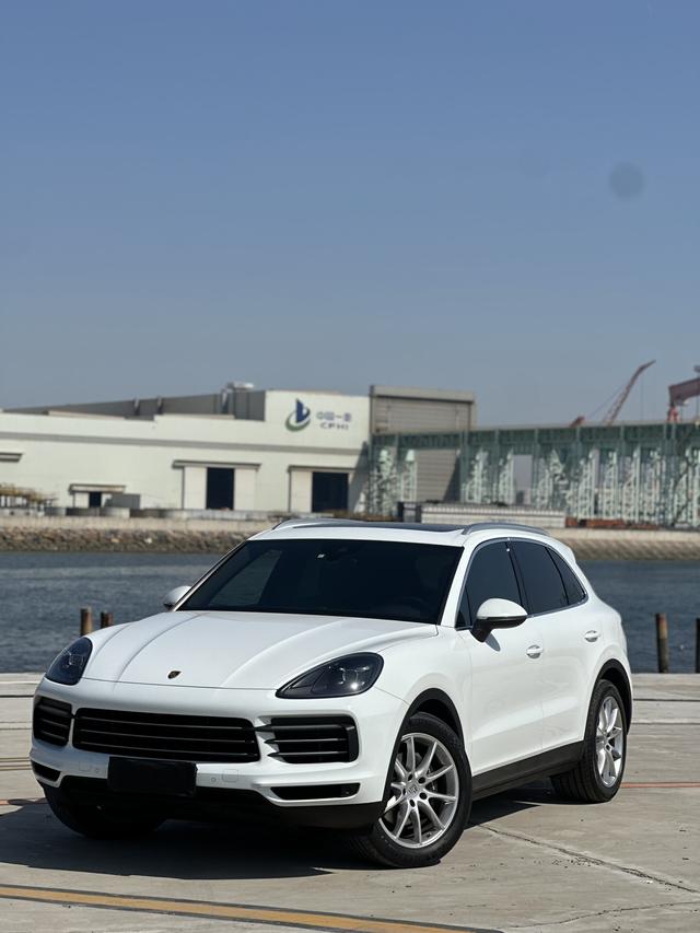 Porsche Cayenne 2019 Cayenne 3.0T – фото 2