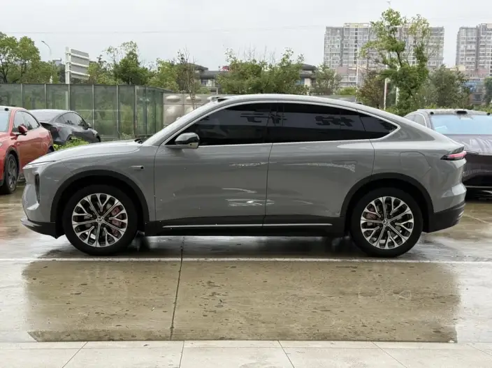 NIO EC6 2024 Model 75kWh – фото 3